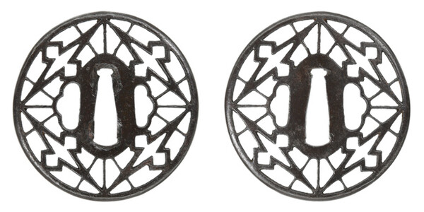 鍔 無銘 尾張 四方松皮菱透鍔 保存刀装具鑑定書