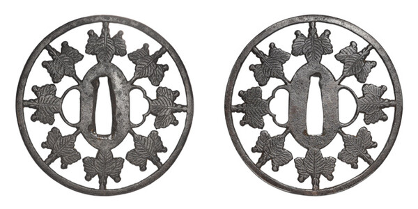 鍔 無銘 正阿弥(江戸初期) 桐紋繋透鍔 特別保存刀装具鑑定書