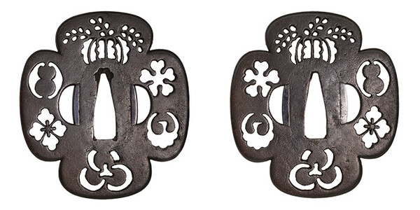 鍔 無銘 林 紋散透鍔 特別保存刀装具鑑定書