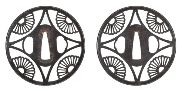 鍔 無銘 京透 四方菊花糸巻透図鍔 保存刀装具鑑定書