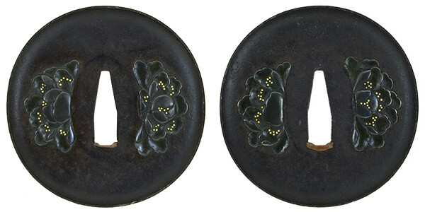 鍔 銘 埋忠重義 左右牡丹花図鍔 保存刀装具鑑定書