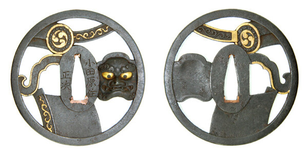 鍔 銘 小田原住正次 鬼瓦に巴紋瓦鍔 保存刀装具鑑定書