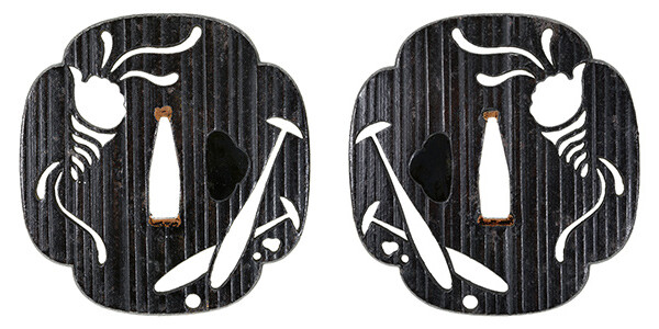 鍔 無銘 明珍 藻貝に櫂透鍔 保存刀装具鑑定書