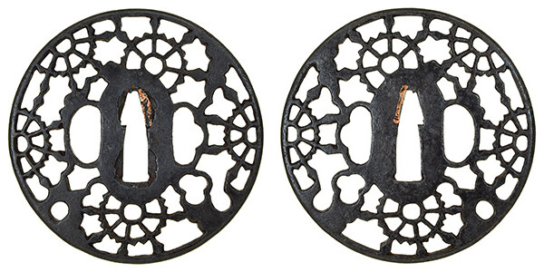 鍔 無銘 大五郎 輪宝繋透鍔 特別貴重小道具認定書