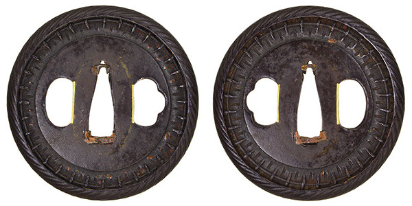 鍔 無銘 信玄 百足模様図鍔 保存刀装具鑑定書