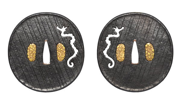 鍔 銘 加州住明珍紀宗久(花押) 雨龍透鍔 保存刀装具鑑定書の販売