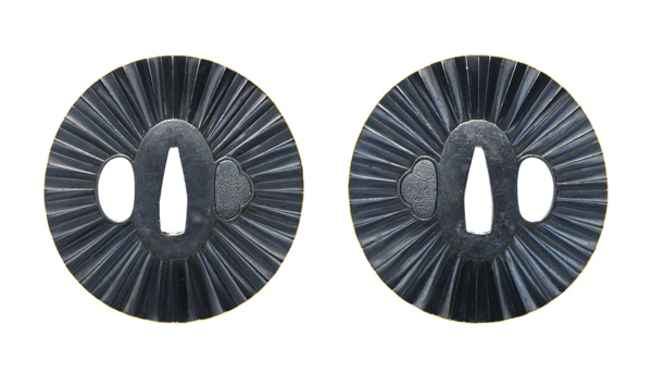 鍔 無銘 武州 折目模様図鍔 特別保存刀装具鑑定書