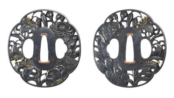 鍔　銘　武州住政利　百合菊花図鍔　特別保存刀装具鑑定書の販売